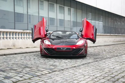 McLaren - 12C